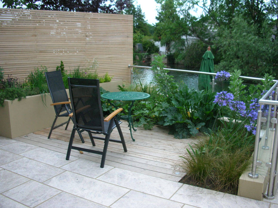 Deck & glass balustrades